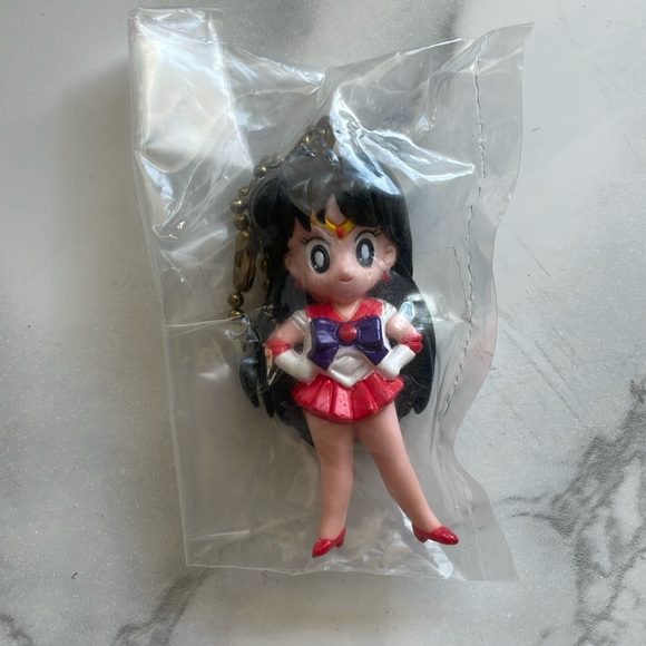 SAILOR MOON - Sailor Mars keychain - SEALED - Picture 2 of 5